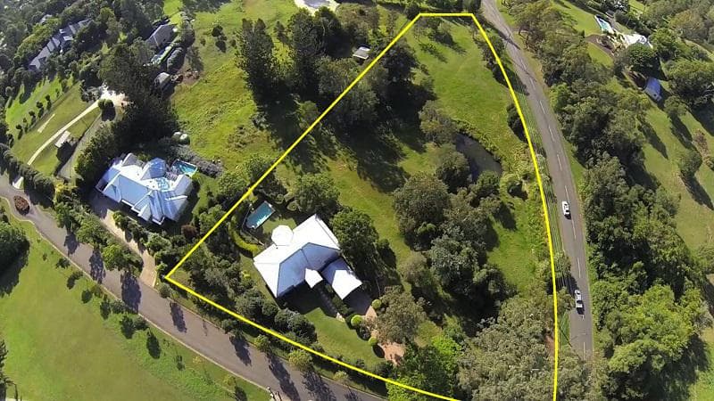 11 Peronne Place, Brookfield - Image 1