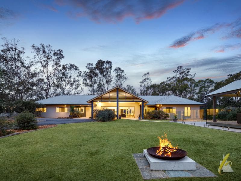 225 Pacey Road, Upper Brookfield - Image 1
