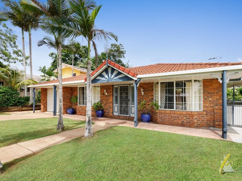60 Nalya Crescent, Karana Downs - Image 1