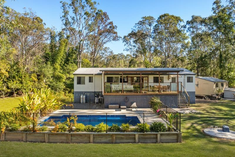 8/38 Coogee Bay Road, Randwick, Bellbowrie - Image 1
