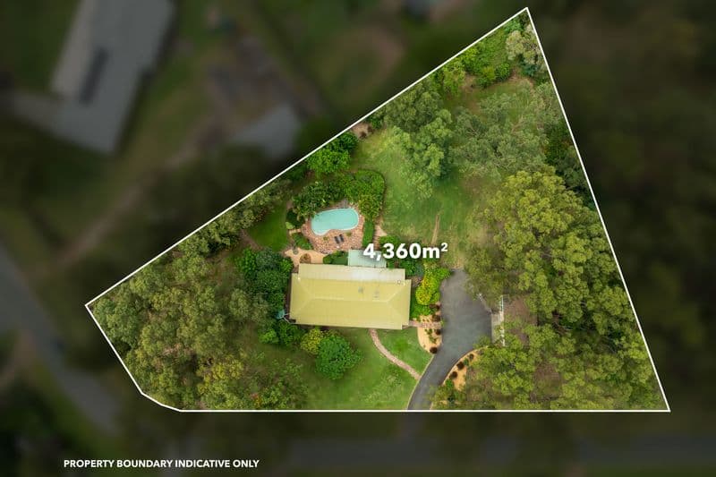 16 Elanora Way, Karalee - Image 1