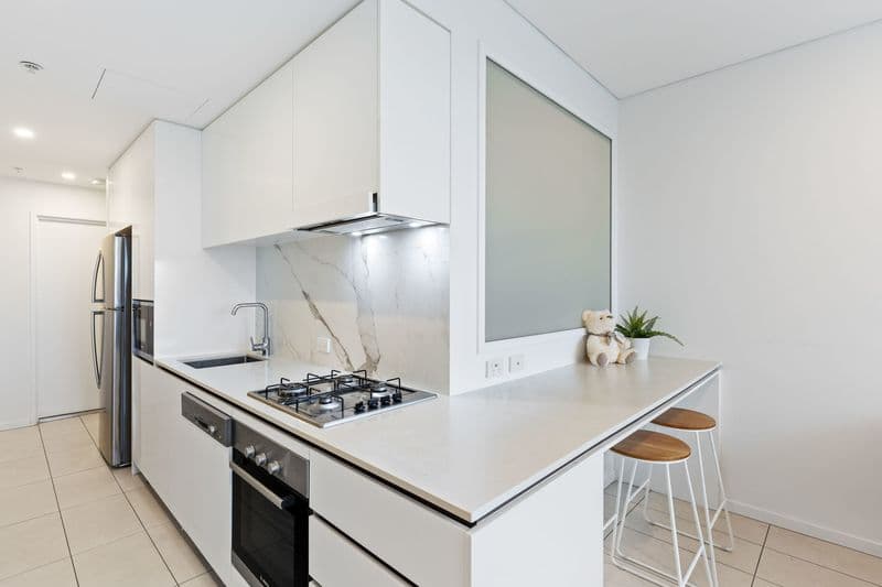 2702/19 Hope Street, South Brisbane - Image 1