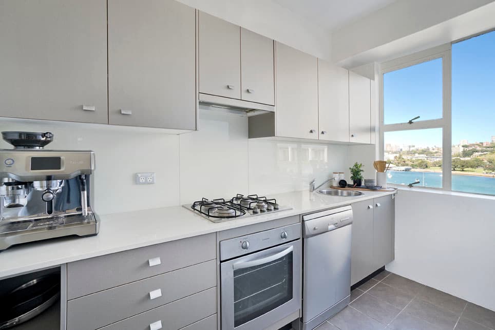 63/11 Sutherland Crescent, Darling Point, Palmview - Image 1