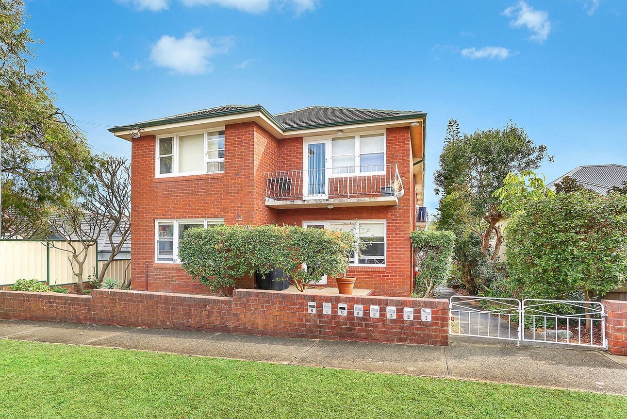 2/15 Howard Street, Randwick, Ferny Hills - Image 1