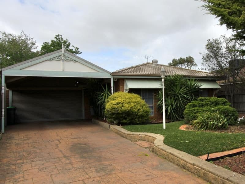 11 Flemington Crescent, Werribee - Image 1
