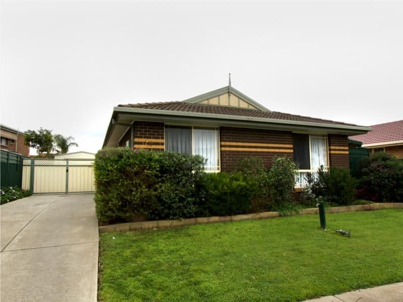 2/10 Wilford Street, Werribee - Image 1