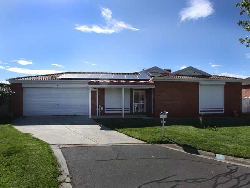 8/26 Duke Street, Kensington, Werribee - Image 1