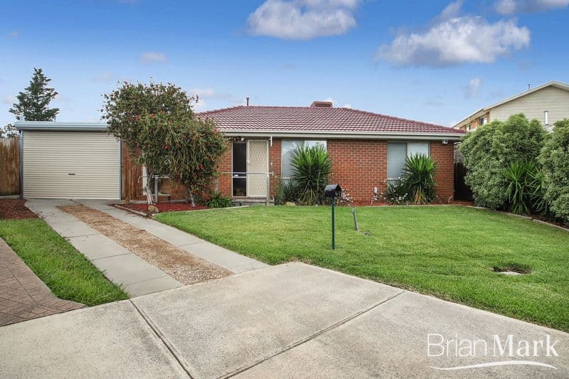61 Whitsunday Drive, Hoppers Crossing - Image 1