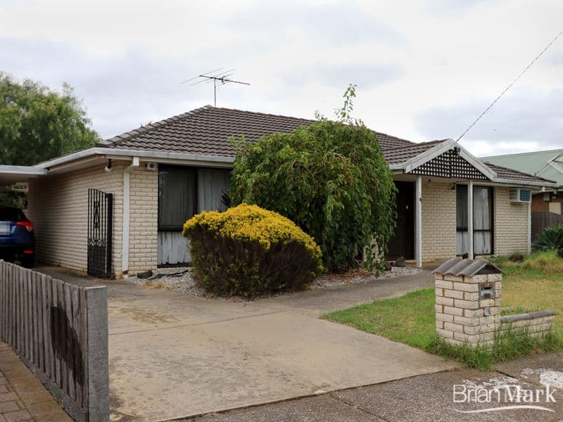 12/1 Brown Road, Hoppers Crossing - Image 1