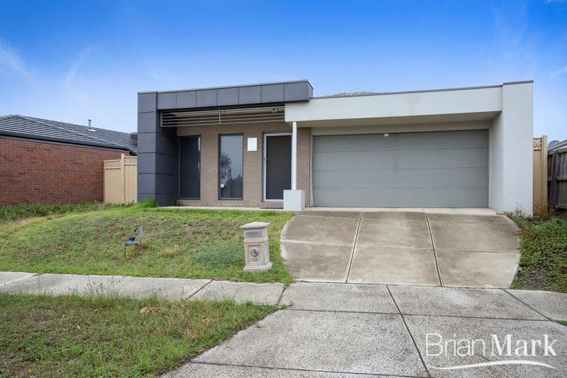 12/52A Sir Thomas Mitchell Road, Bondi Beach, Wyndham Vale - Image 1