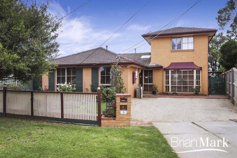5 Hakea Court, Werribee - Image 1