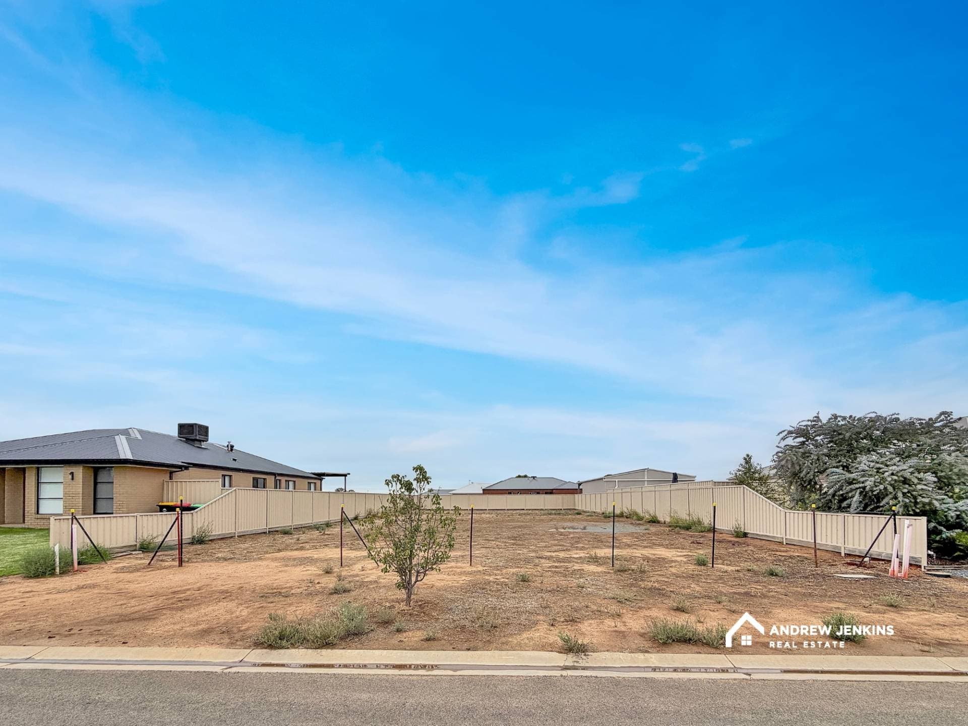 13/3 Cosgrove Crescent, Tocumwal - Image 1