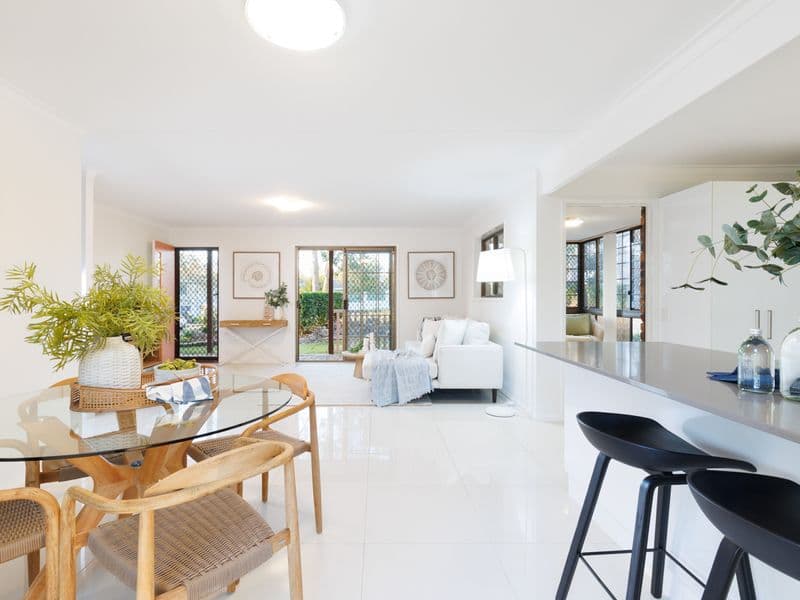 3/4 Rothschild Avenue, Camira - Image 1