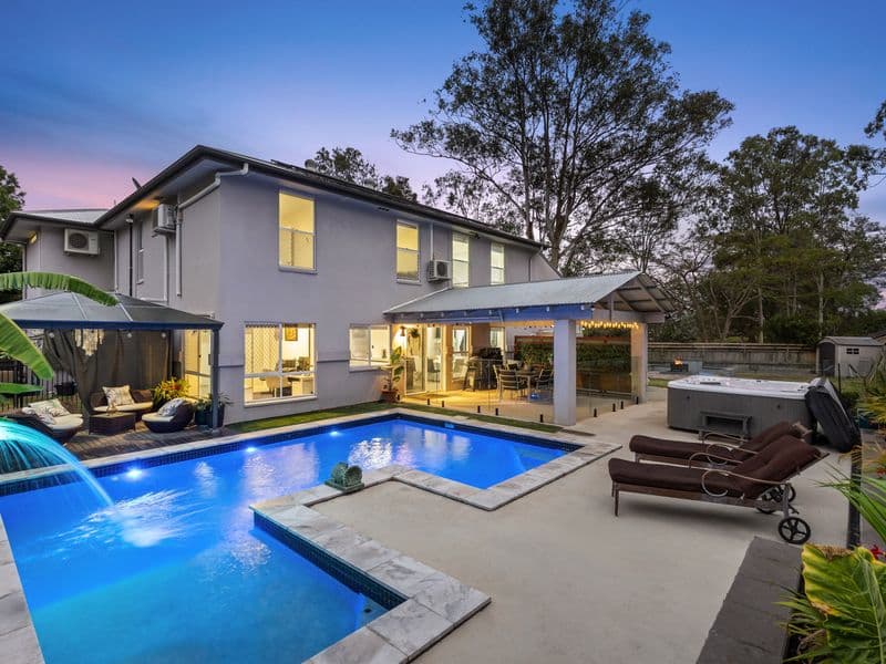 56 Acorn Circuit, Forest Lake - Image 1
