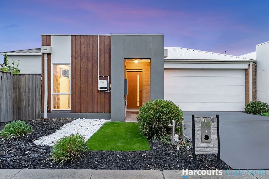14 Saloon Circuit, CLYDE NORTH, VIC 3978, Clyde North - Image 1
