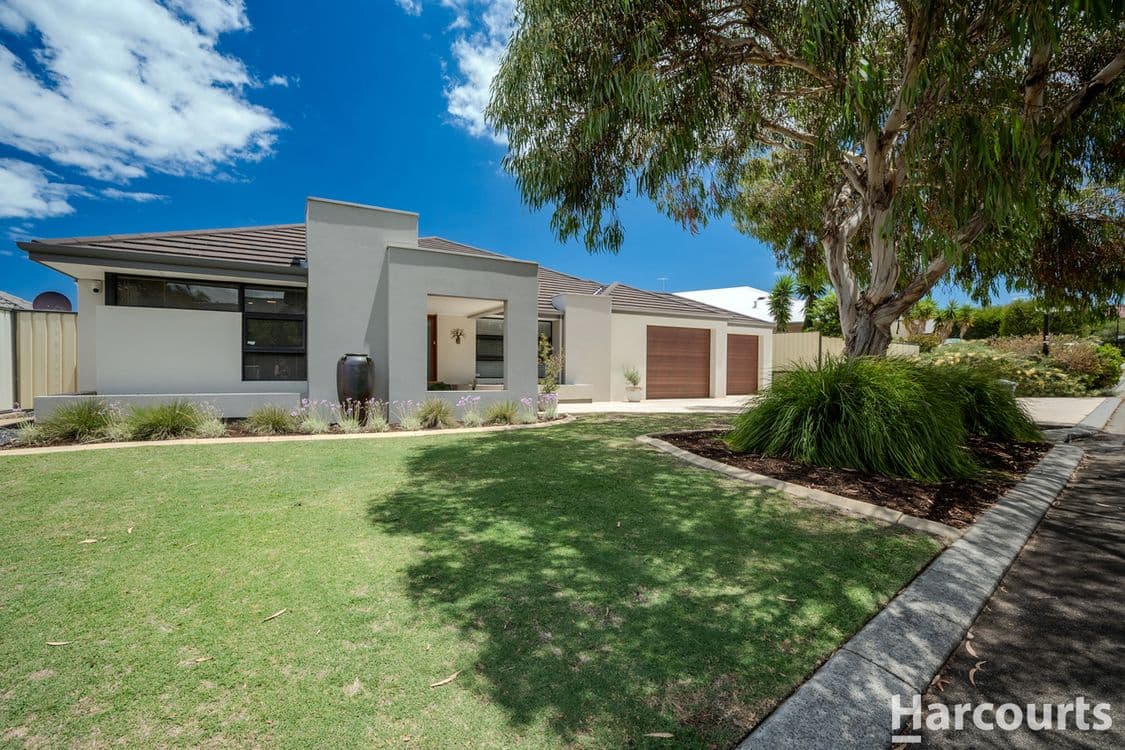 6 Shiralee Bend, CARRAMAR, WA 6031, Carramar - Image 1