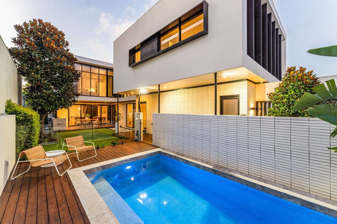 32 Francis Street, Mermaid Beach, QLD 4218, Mermaid Beach - Image 1