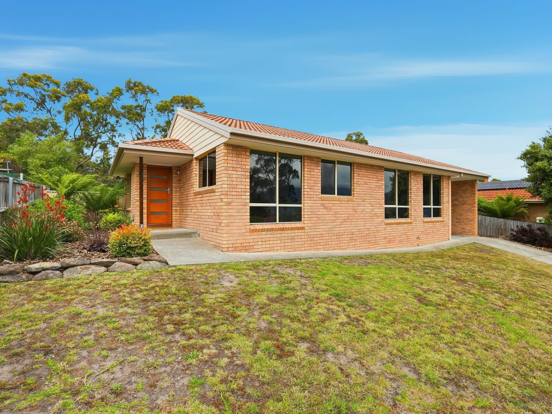 12 Graelee Court, Kingston, Kingston - Image 1