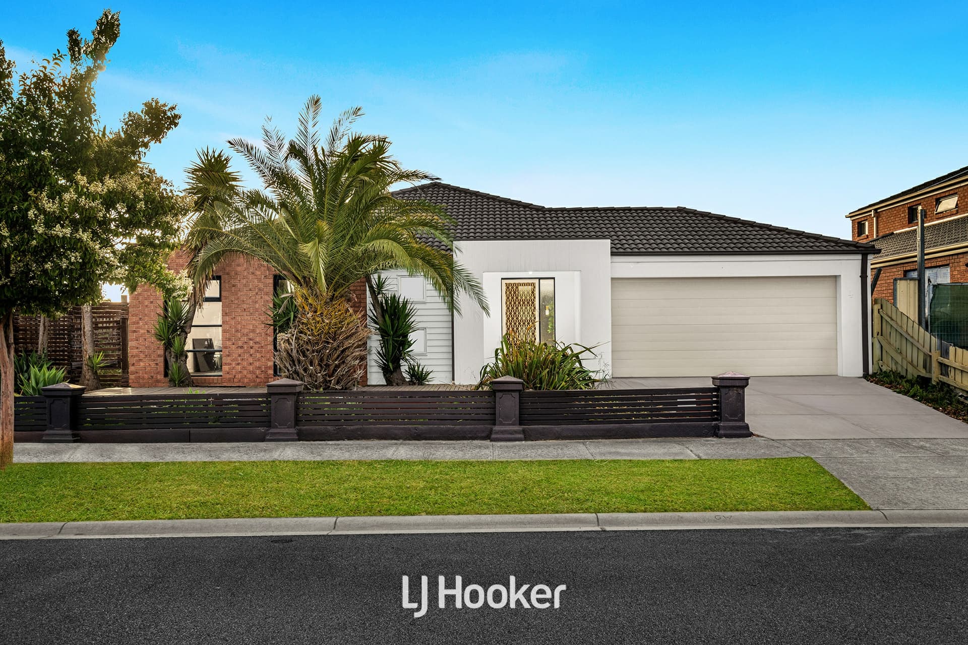 4 Robusta Avenue, Cranbourne, Cranbourne - Image 1