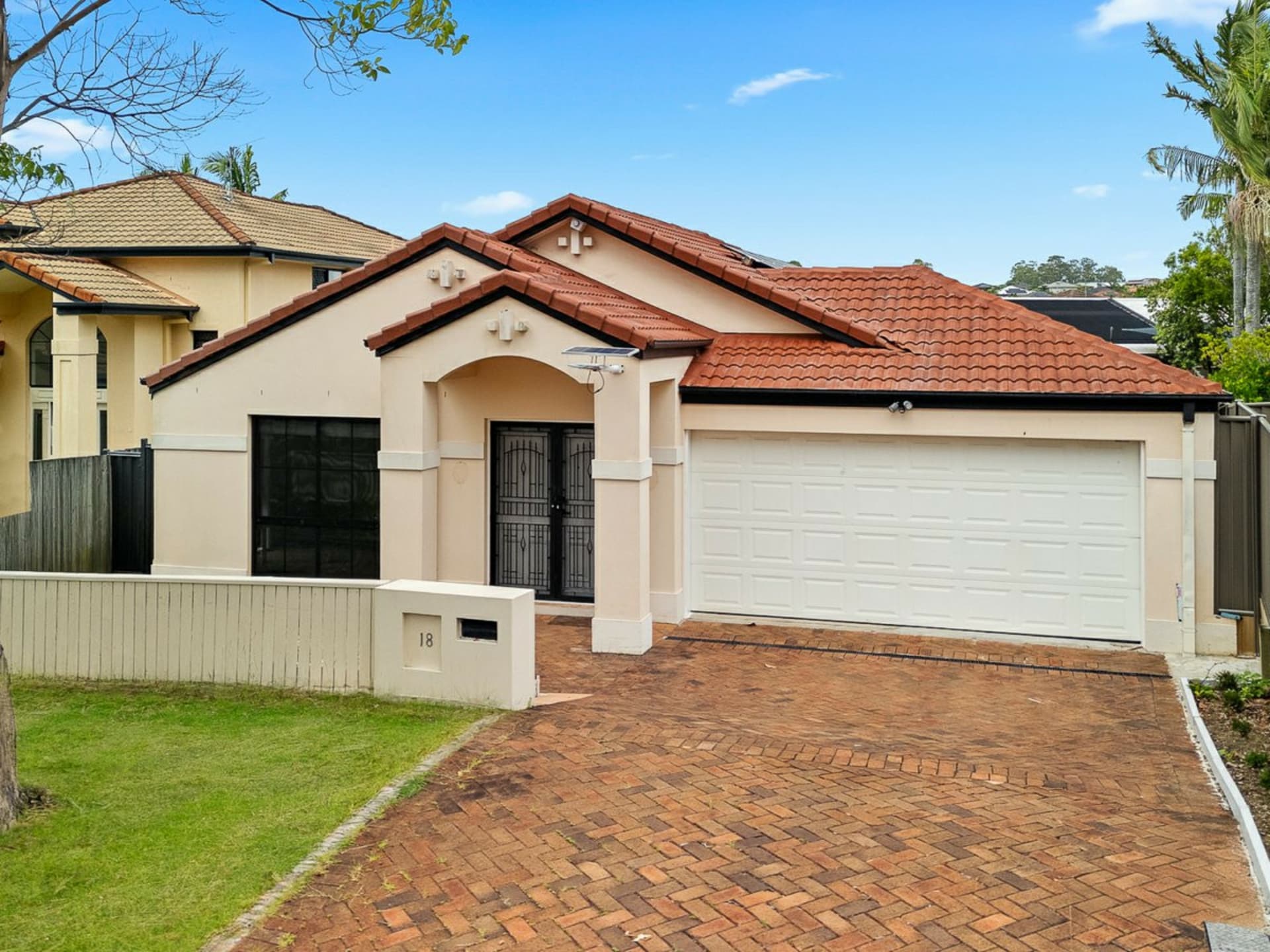 18 Brookland Court, Molendinar, Molendinar - Image 1