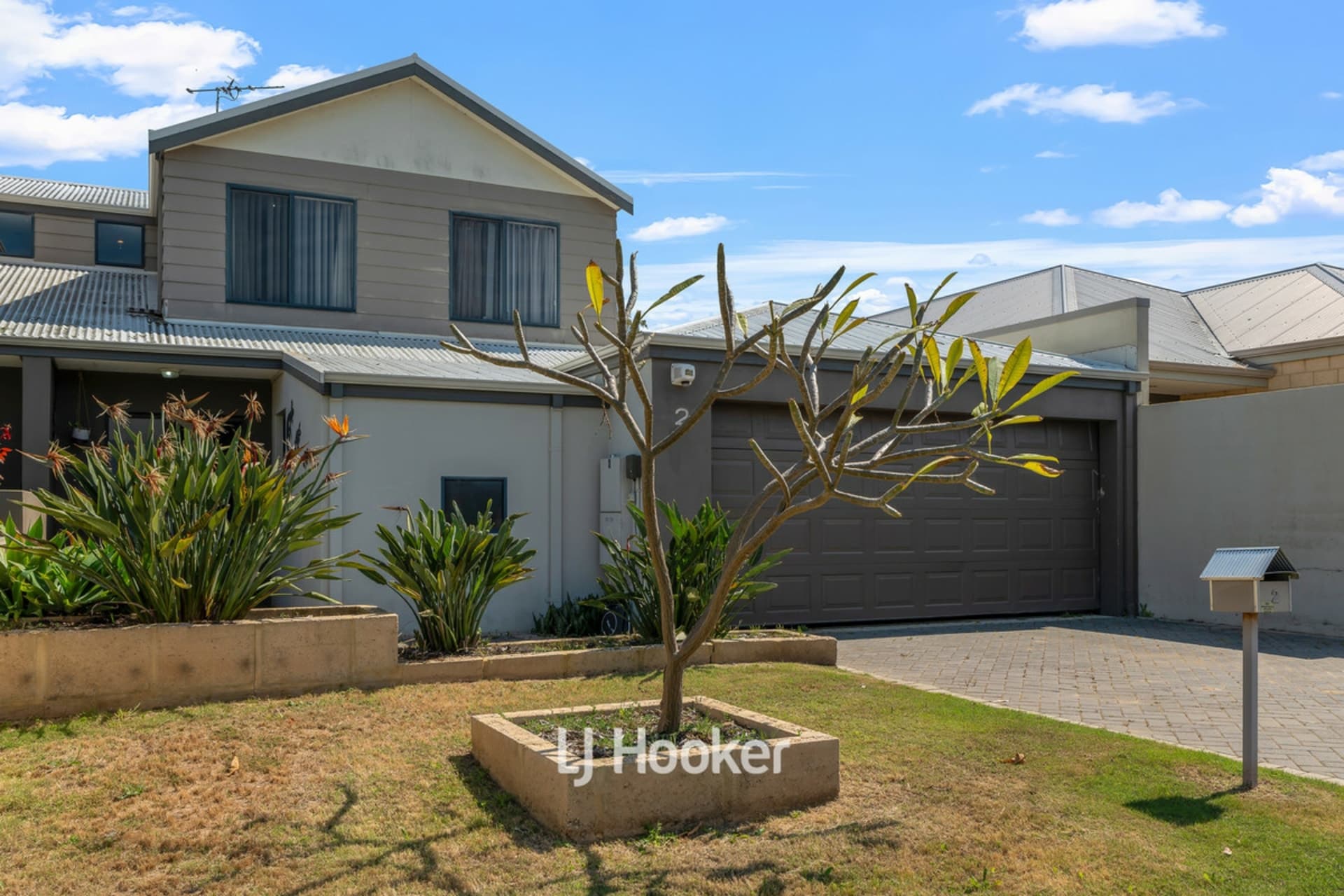 2/13 Jubilee Road, Glen Iris, Glen Iris - Image 1