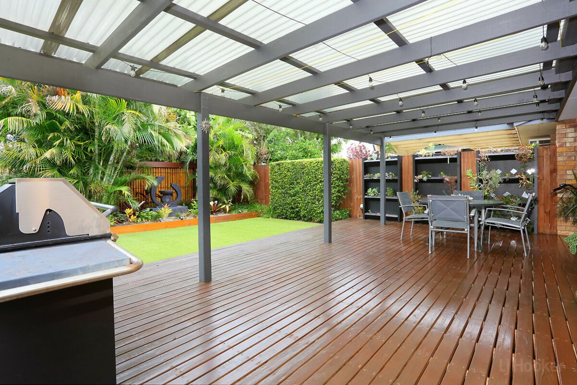 2/10 Sanctuary Court, Coombabah, Coombabah - Image 1