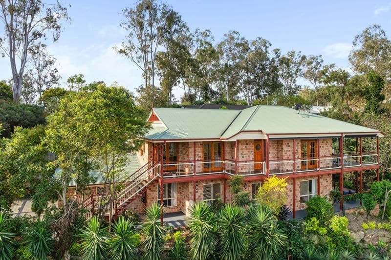 54 Sunset Road, Kenmore - Image 1