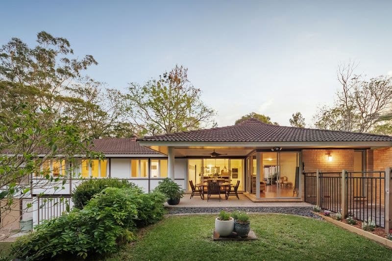 45 Deerhurst Road, Brookfield - Image 1