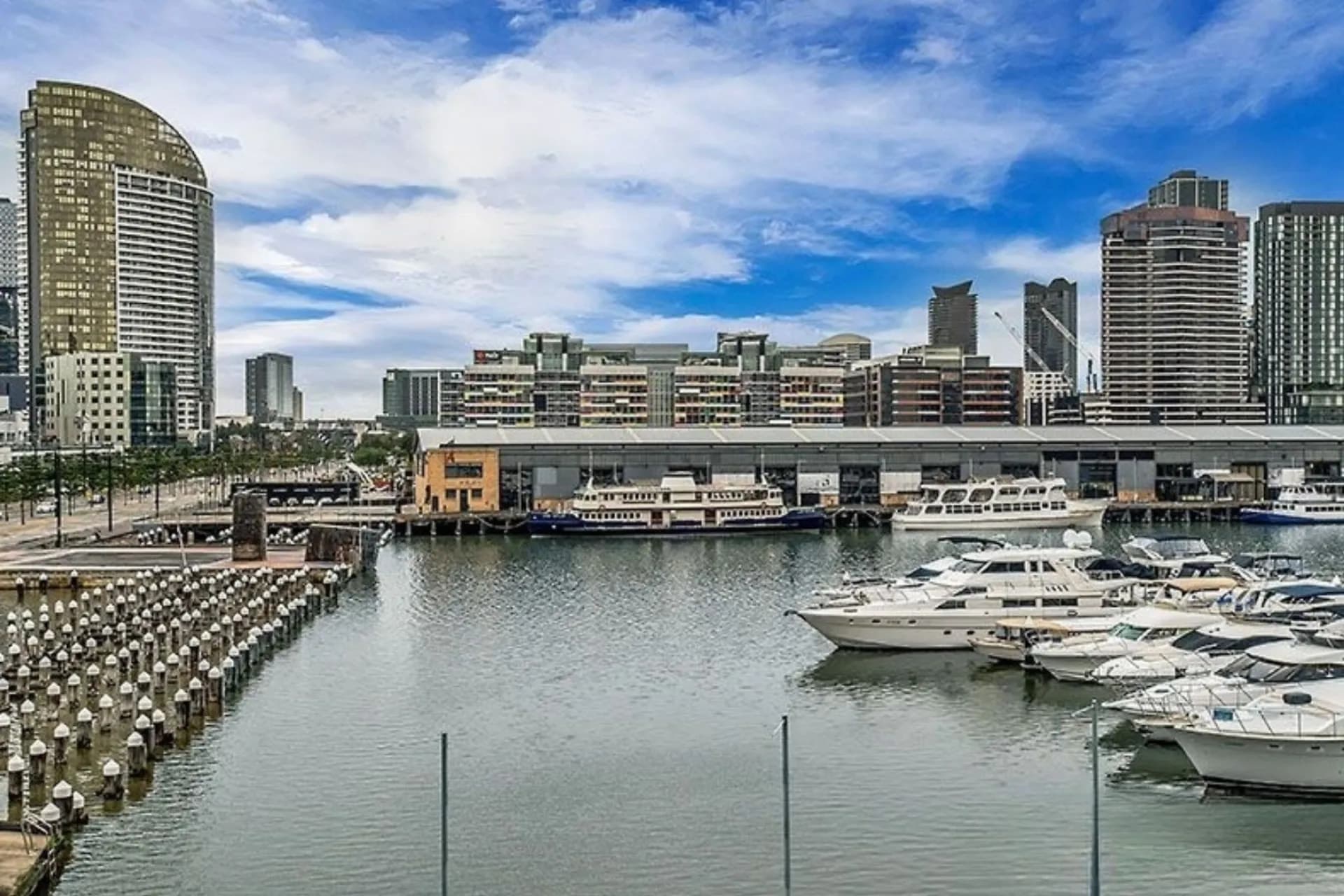 Unit 2/206 New Quay Promenade, Docklands, VIC, Docklands - Image 1