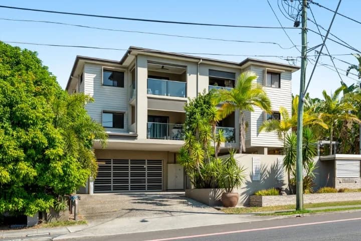 8/255 Wynnum Road, Norman Park, QLD, Norman Park - Image 1