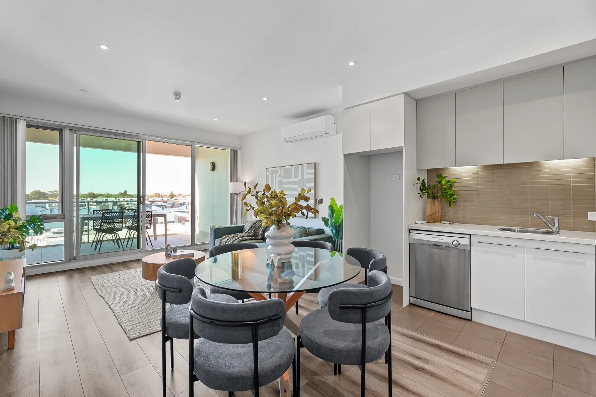 405/2-6 Pilla Avenue, New Port - Image 1