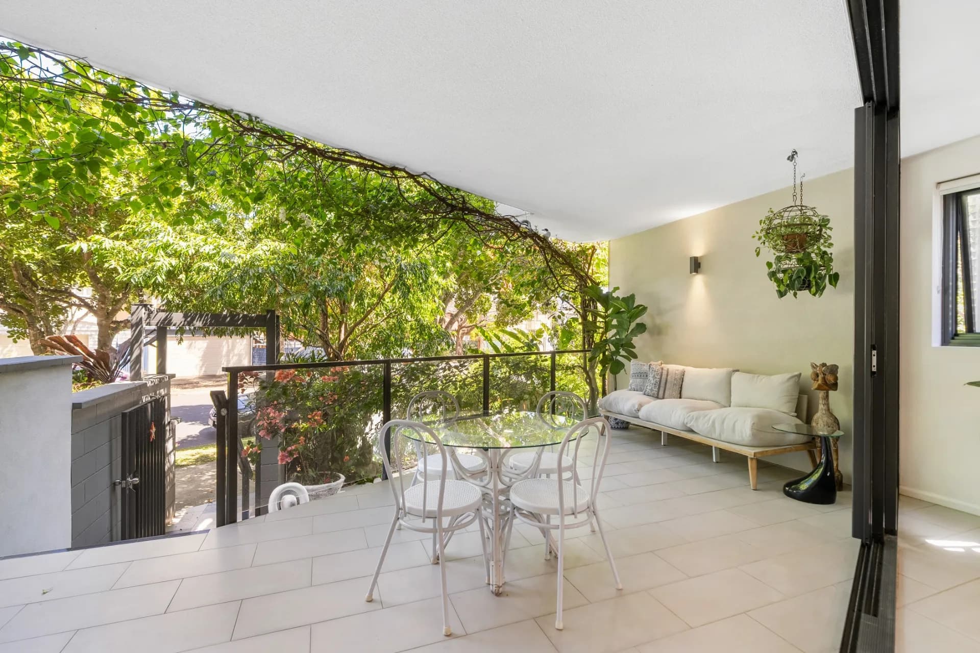 8/66 Allen Street, Hamilton, QLD, Hamilton - Image 1