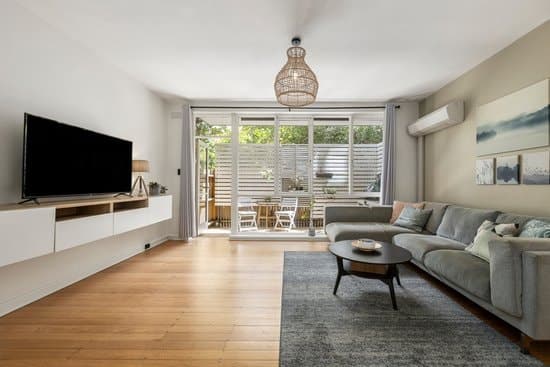 2/133 Brighton Road, Elwood, Elwood - Image 1
