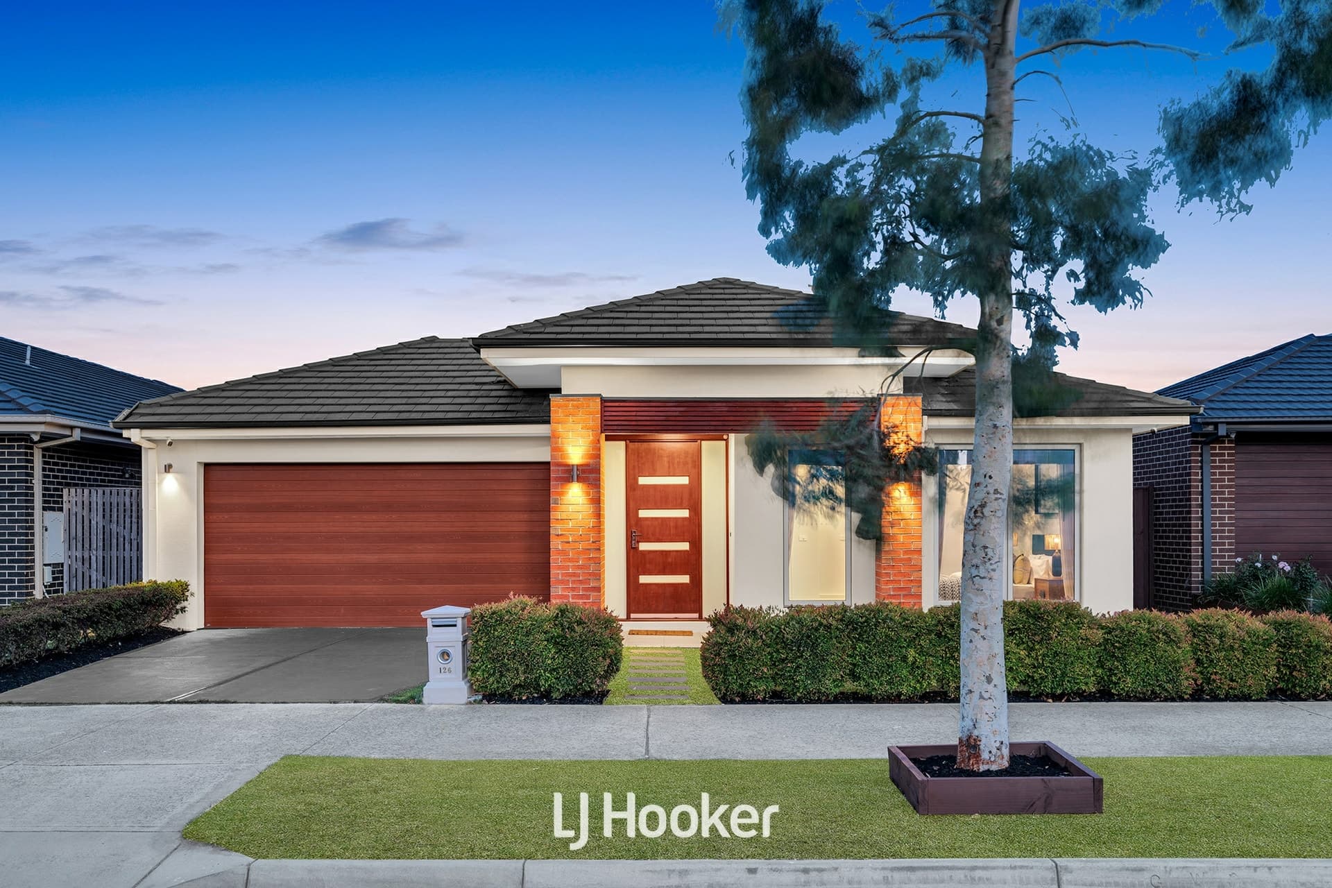 126 Wheelers Park Drive, Cranbourne North, Cranbourne North - Image 1