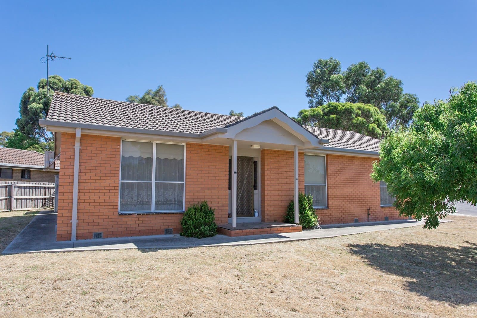 42 Bradby Avenue, Mount Clear, Mount Clear - Image 1