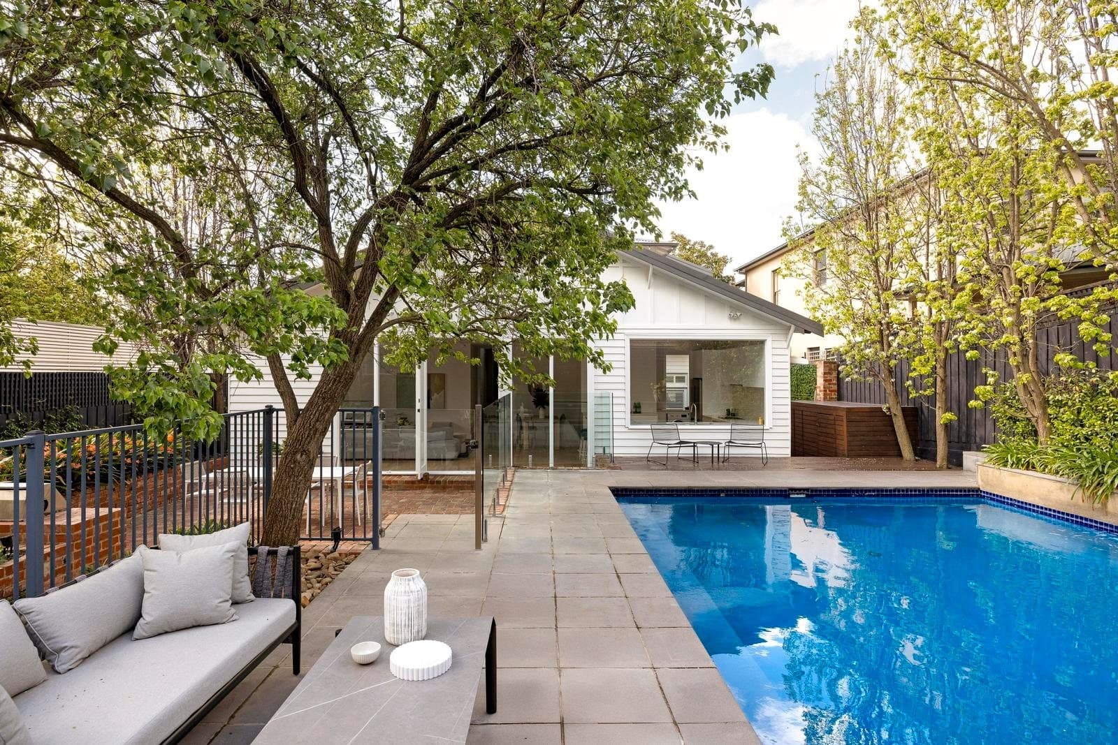 31 Bourne Road, Glen Iris, Glen Iris - Image 1