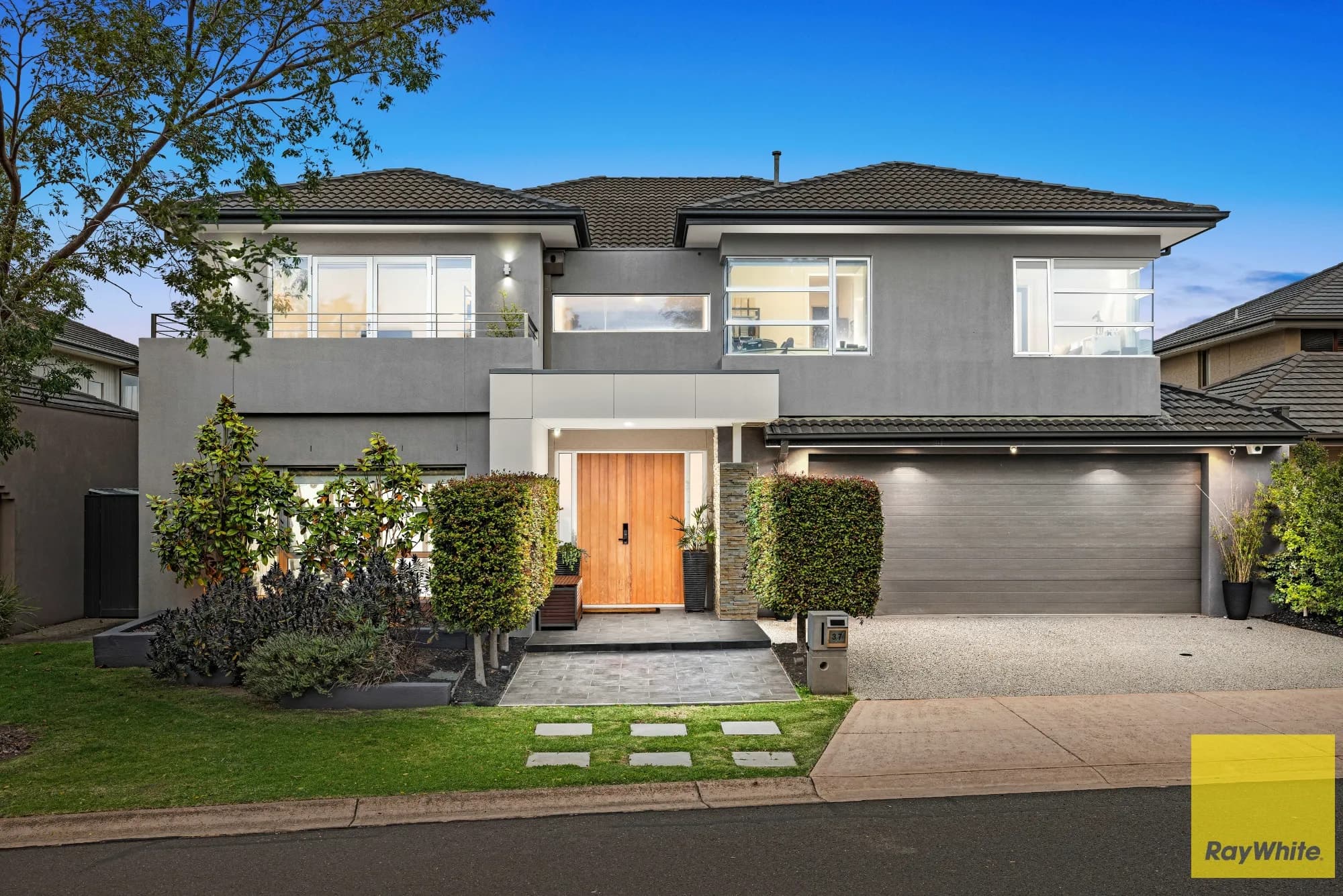 37 Vaucluse Boulevard, Sanctuary Lakes VIC 3030, Sanctuary Lakes - Image 1