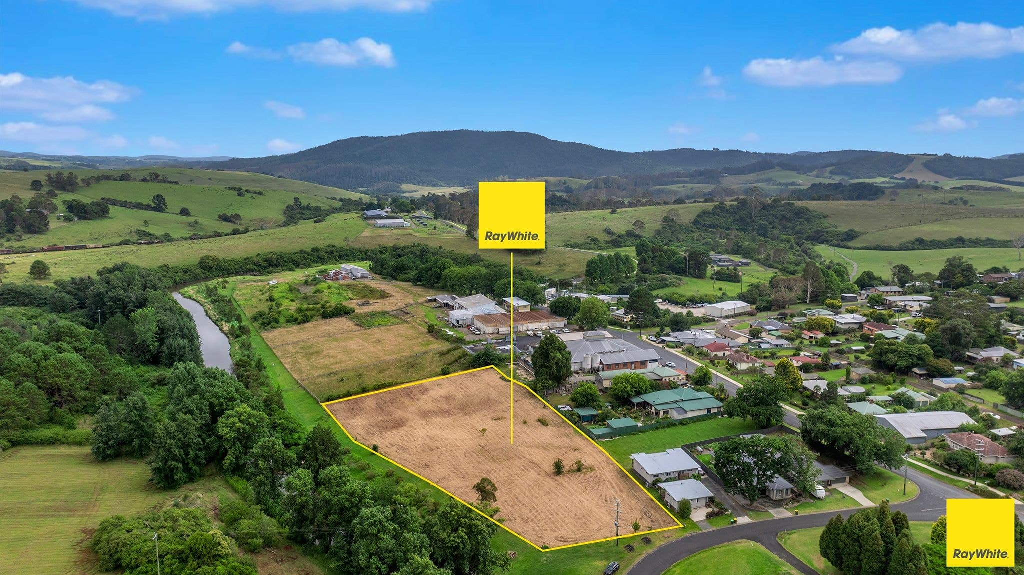 20 Ash Street, Dorrigo NSW 2453, Dorrigo - Image 1