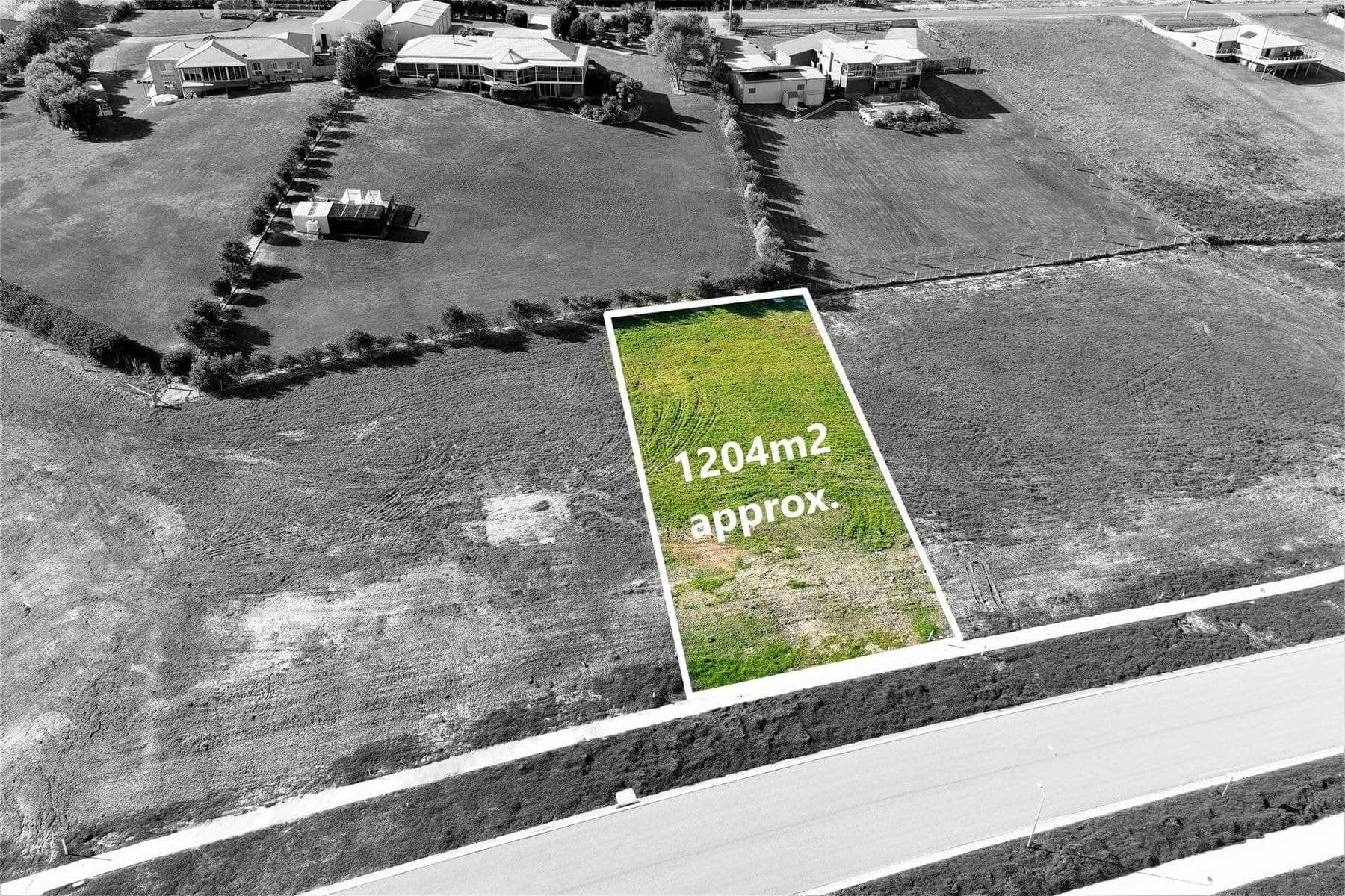 32 Lawson Drive, Lakes Entrance VIC 3909, Lakes Entrance - Image 1