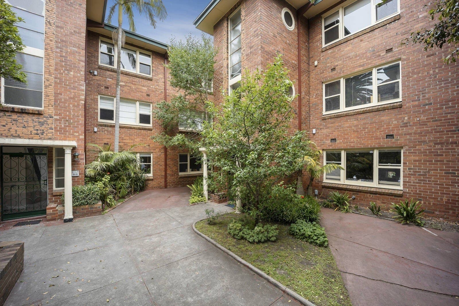 14/14a Chapel Street, ST KILDA, St Kilda - Image 1