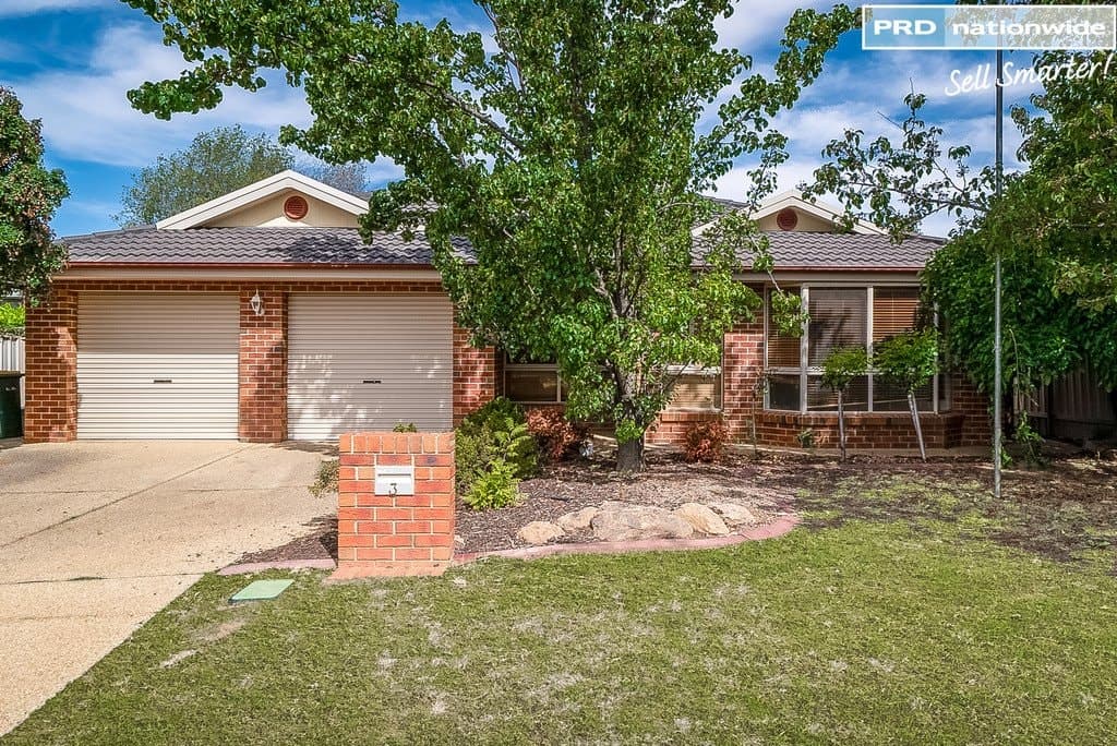 3 Illeura Road, BOURKELANDS NSW 2650, Bourkelands - Image 1