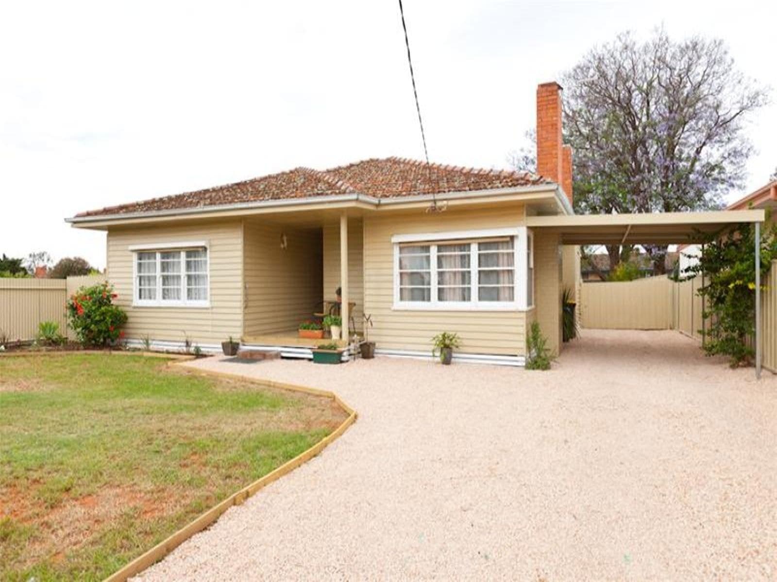 8 Vine Street, Mildura - Image 1