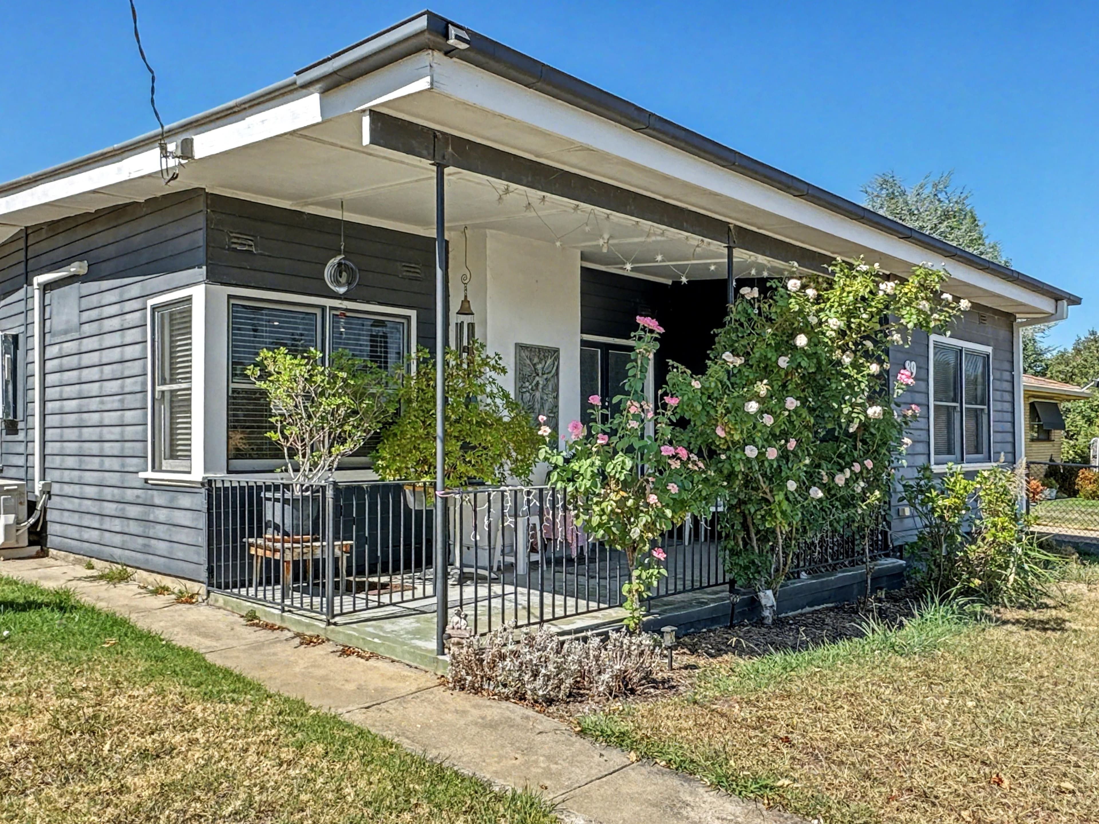 89 Harris Street, Corryong VIC 3707, Corryong - Image 1