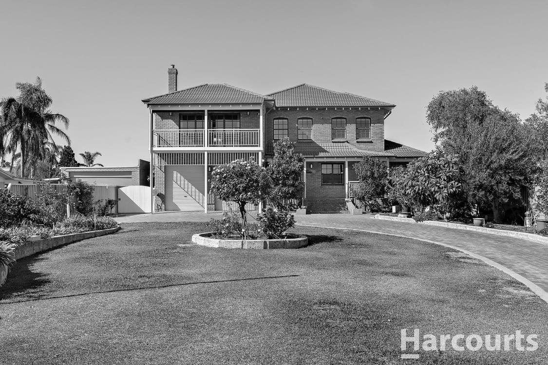 19 Peter Street, HALLS HEAD, WA 6210, Halls Head - Image 1