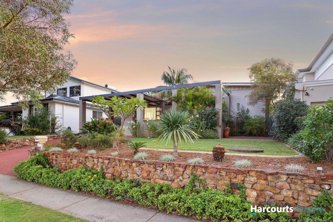 57 Castle Road, WOODLANDS, WA 6018, Woodlands - Image 1