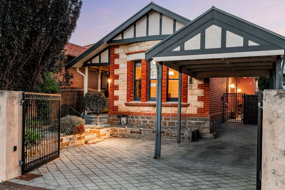 11 Giles Avenue, Glenelg, SA 5045, Glenelg - Image 1