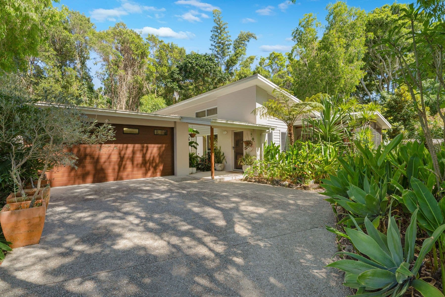 20 Oakland Court, Byron Bay NSW 2481, Byron Bay - Image 1