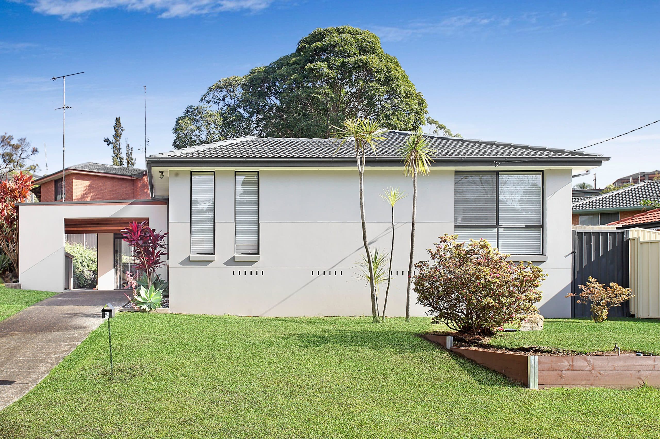 2 Whelan Avenue, Figtree - Image 1