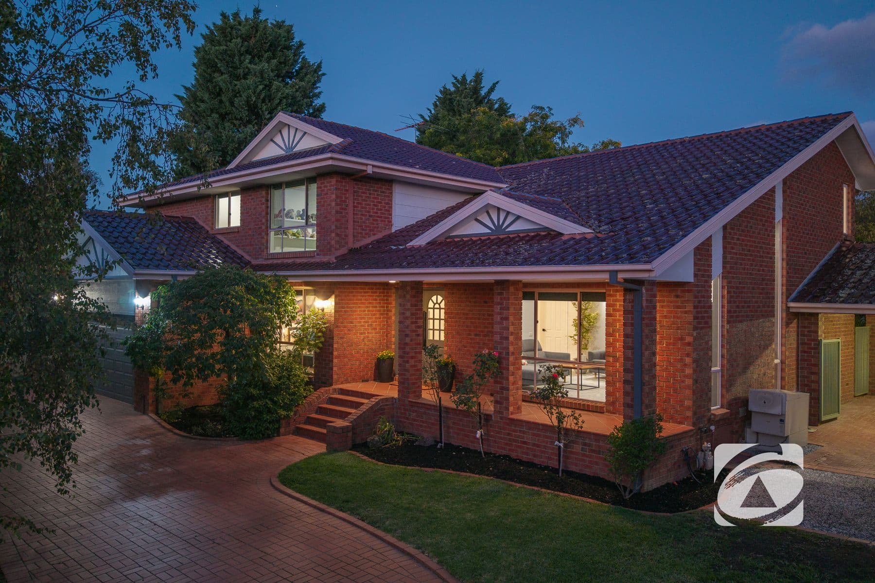 25 Bloomfield Avenue, Narre Warren South VIC 3805, Narre Warren South - Image 1