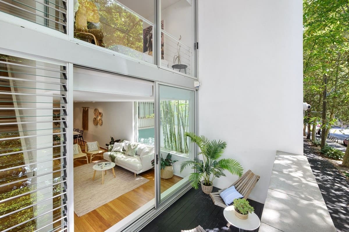 521/46-50 Burton Street, Darlinghurst - Image 1